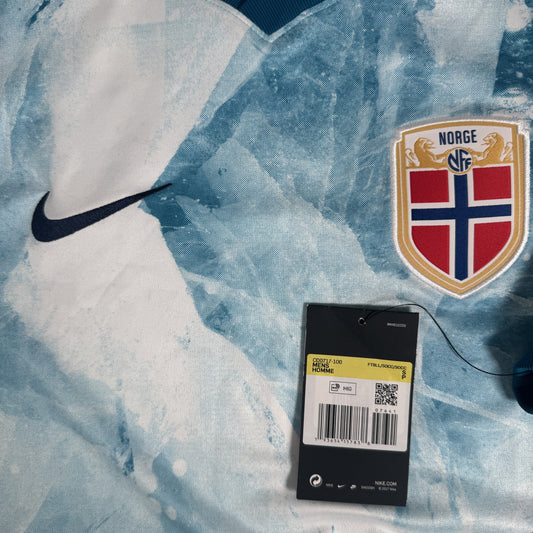 Norway 2020/2021/2022 Away Football Shirt Small BNWT