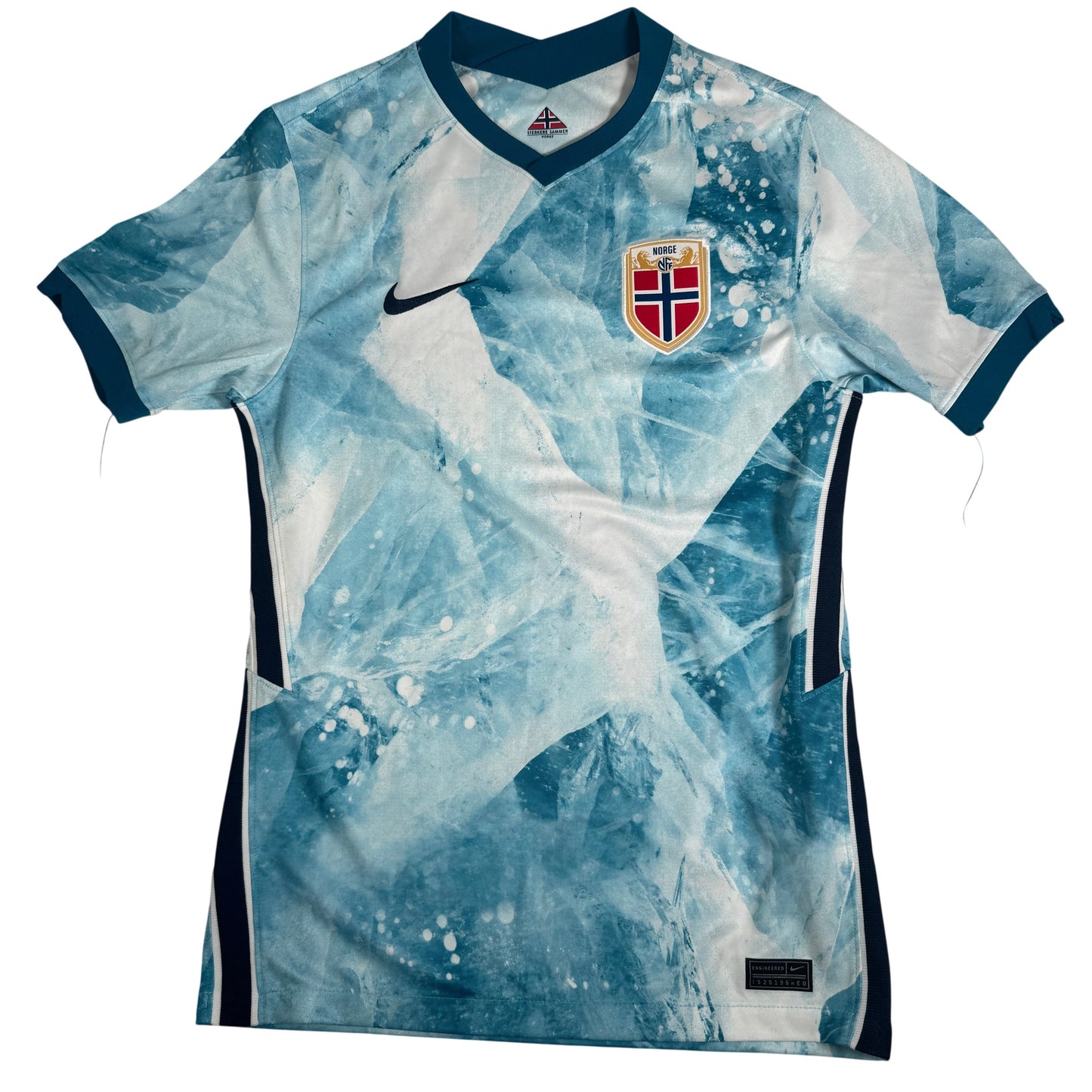 Norway 2020/2021/2022 Away Football Shirt Small BNWT