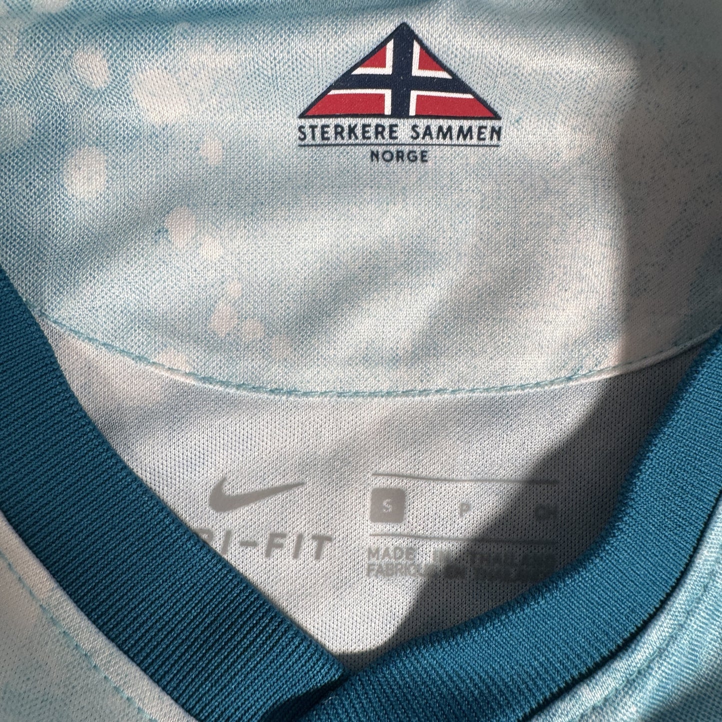 Norway 2020/2021/2022 Away Football Shirt Small BNWT