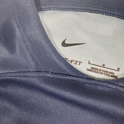Size label inside Paris Saint-Germain 2023/2024 home football shirt, size Large