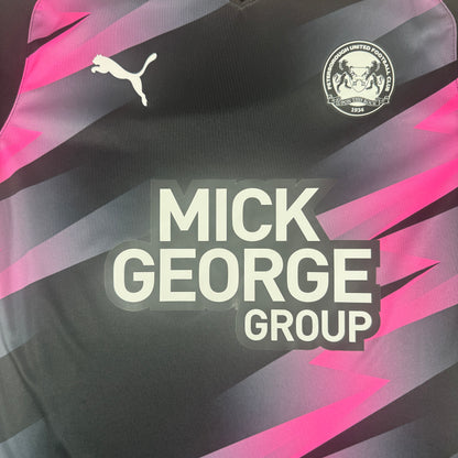 Peterborough United 2021/2022 Away Football Shirt Medium — front close-up