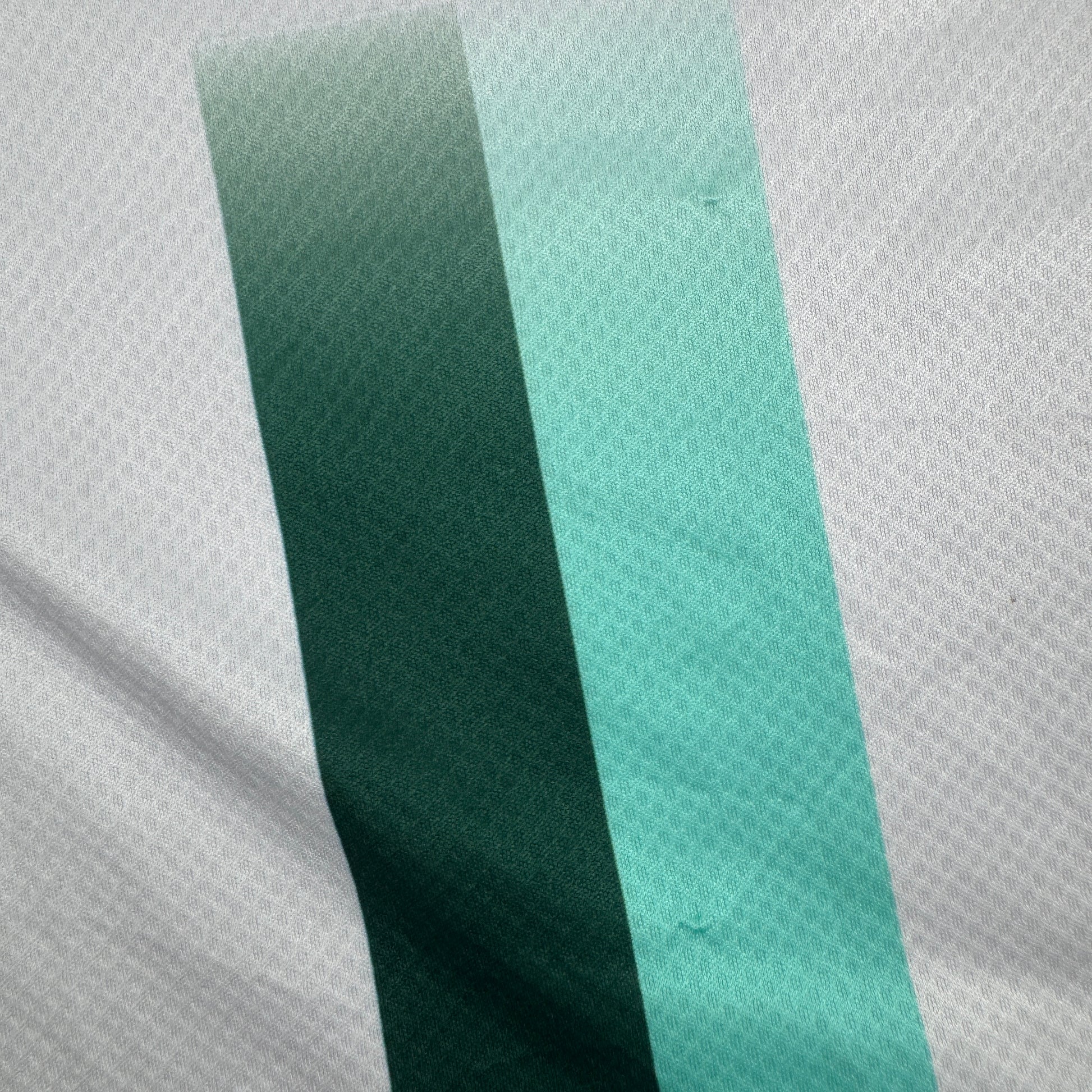 Plymouth Argyle 2023/2024 Away Football Shirt XL – Football Shirt Kingdom