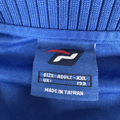 Size label inside Portsmouth 2002/2003 home football shirt, size XXL