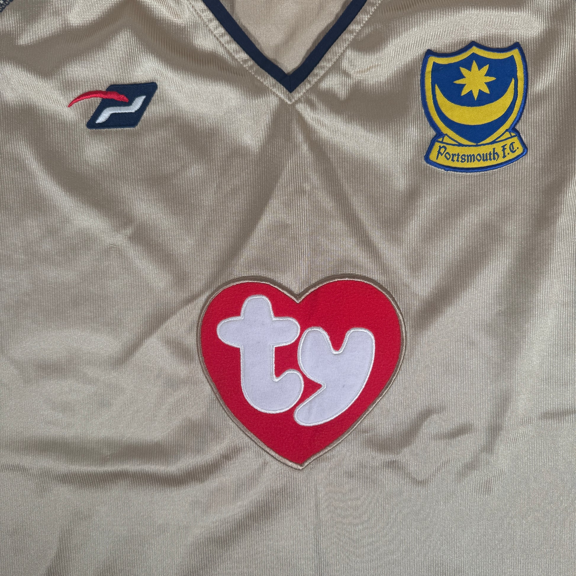 Portsmouth 2002/2003 Third Long Sleeve Football Shirt Large – Football Shirt Kingdom