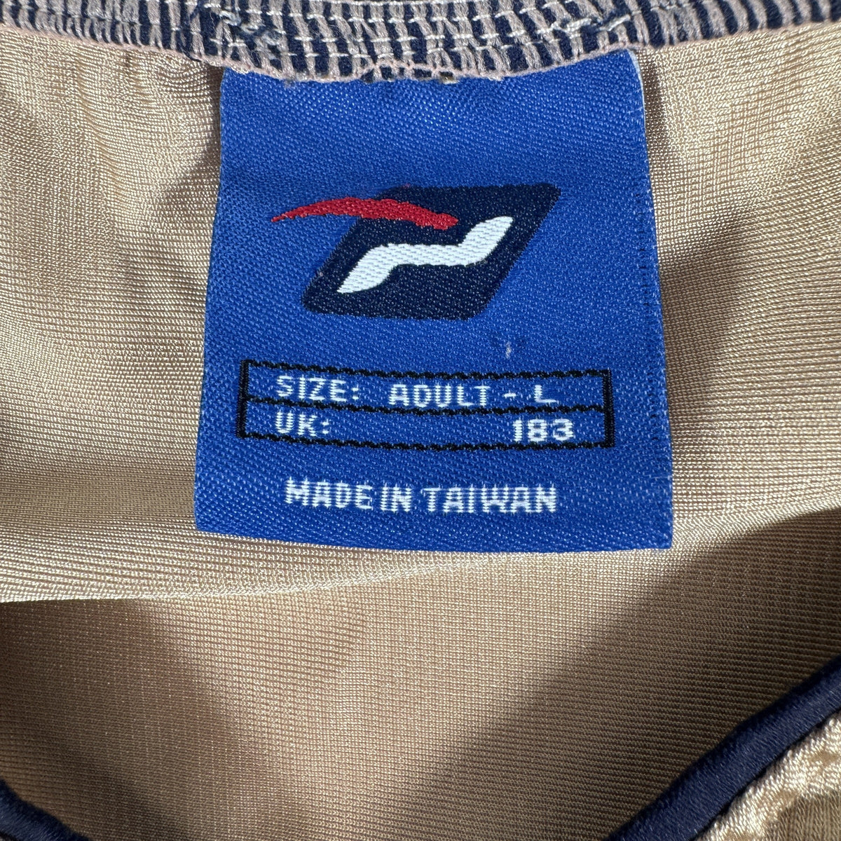 Size label inside Portsmouth 2002/2003 third football shirt, size Large