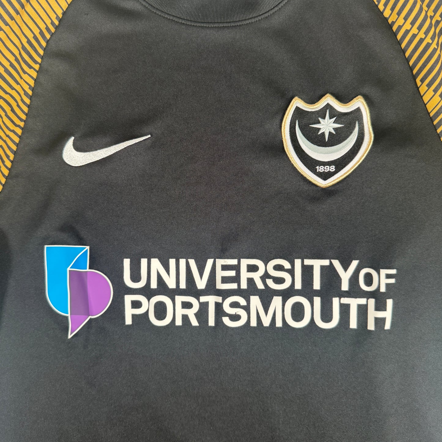 Portsmouth 2022/2023 Away Football Shirt Medium – Football Shirt Kingdom