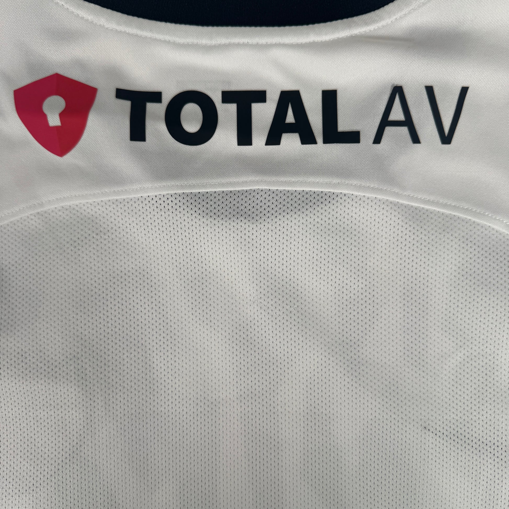 Portsmouth 2023/2024 Away Football Shirt 3XL – Football Shirt Kingdom