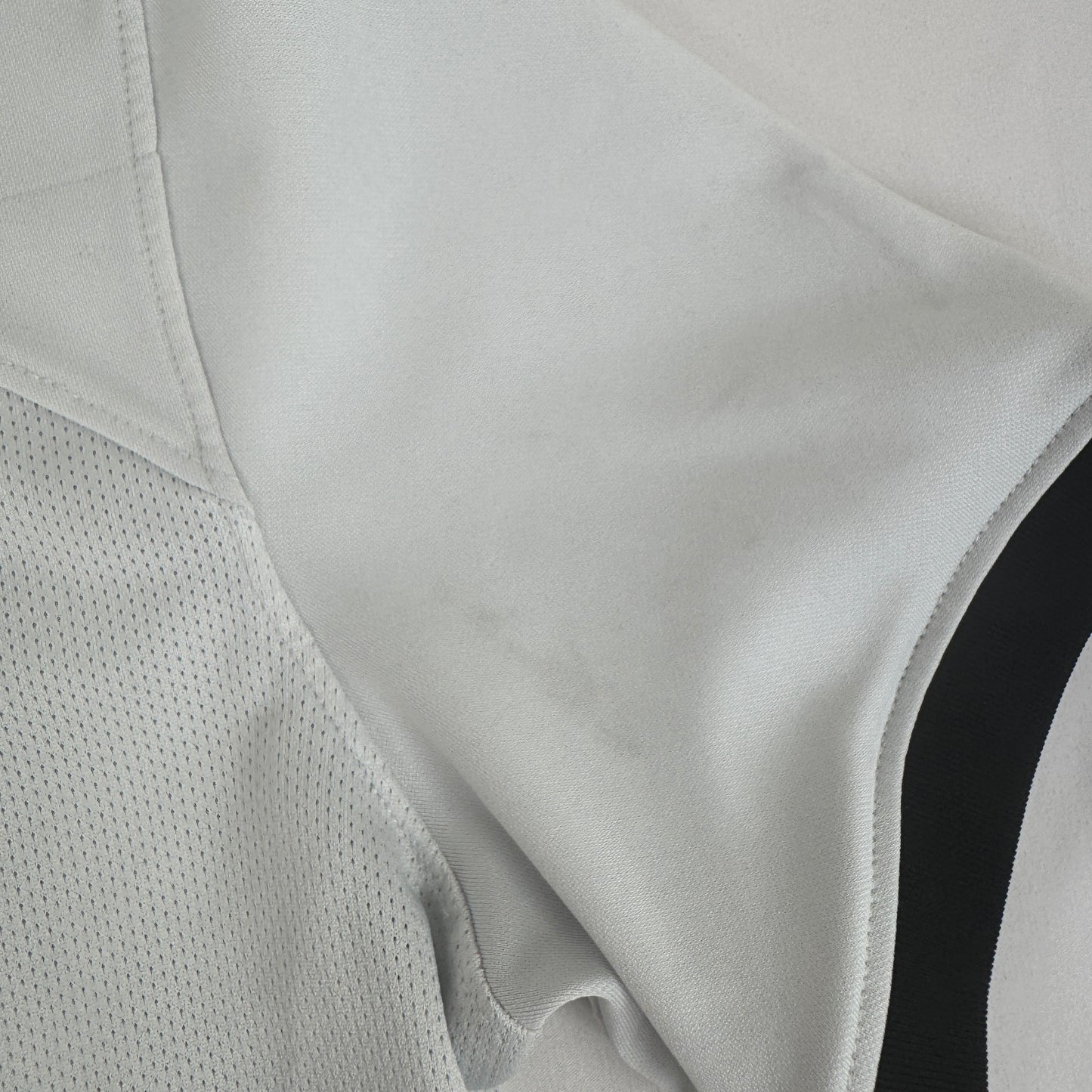 Portsmouth 2023/2024 Away Football Shirt Medium – Football Shirt Kingdom