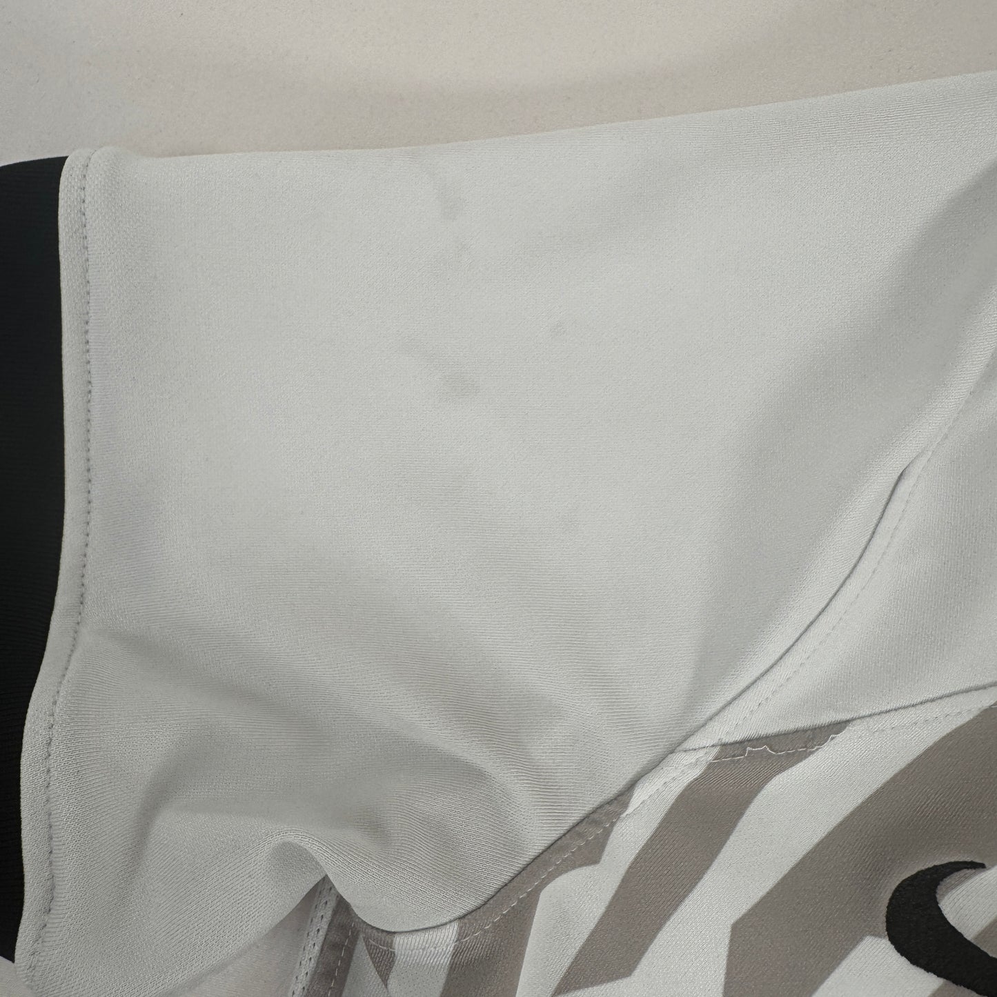 Portsmouth 2023/2024 Away Football Shirt Medium – Football Shirt Kingdom