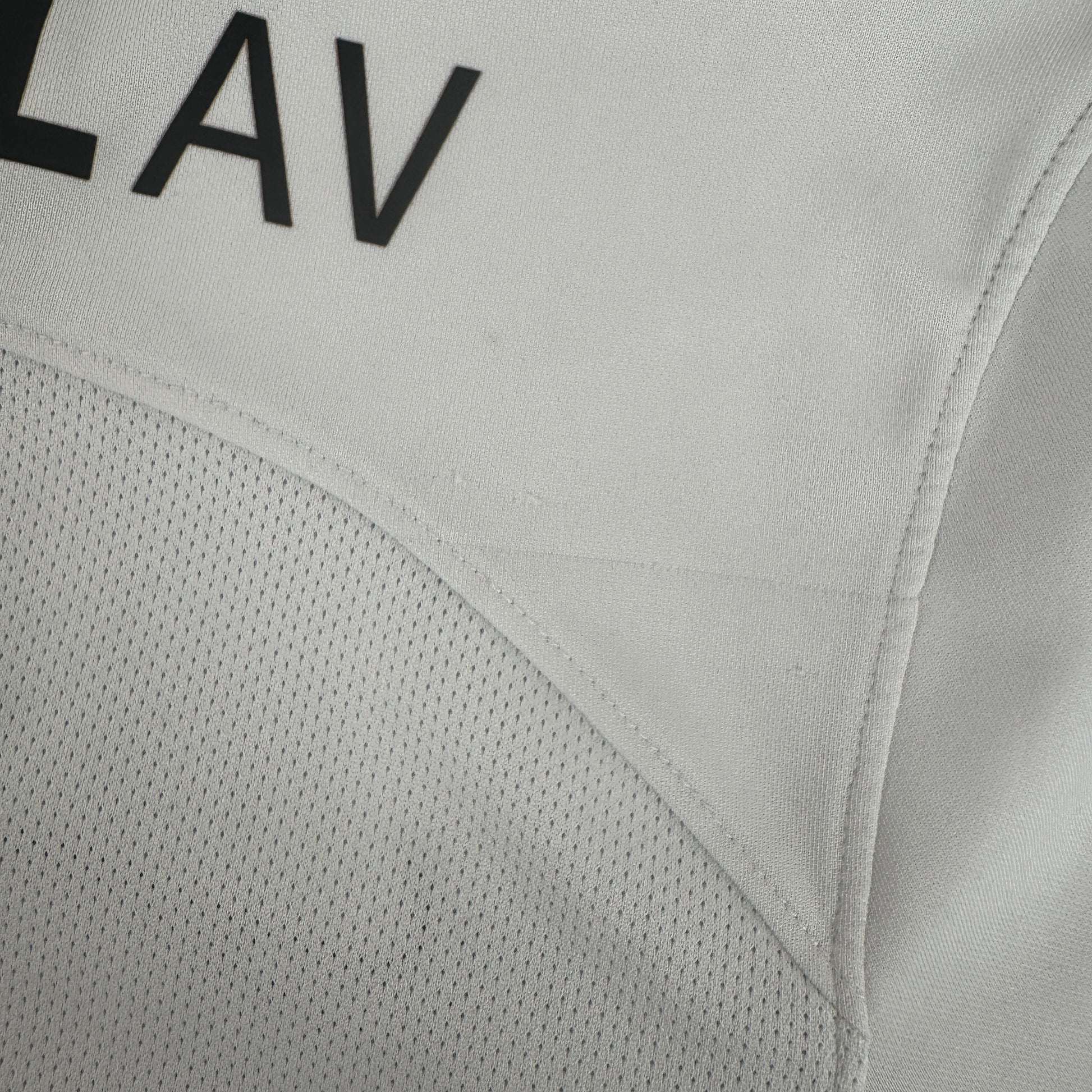 Portsmouth 2023/2024 Away Football Shirt Medium – Football Shirt Kingdom