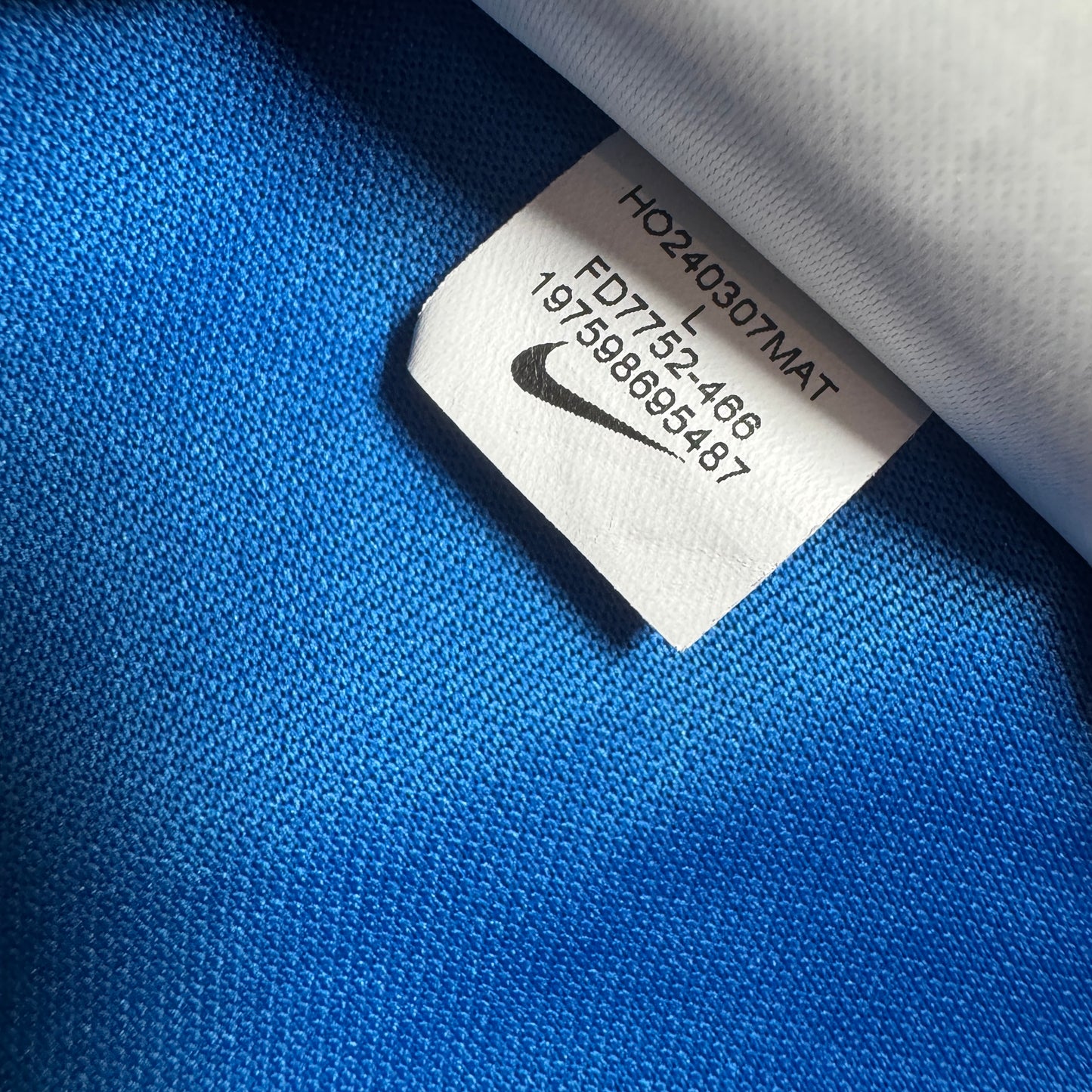 Portsmouth 2024/2025 Home Football Shirt Large – Football Shirt Kingdom