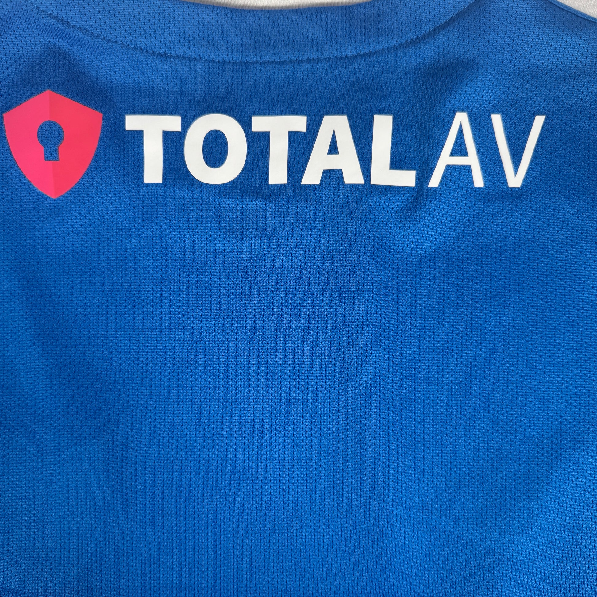 Portsmouth 2024/2025 Home Football Shirt Large – Football Shirt Kingdom