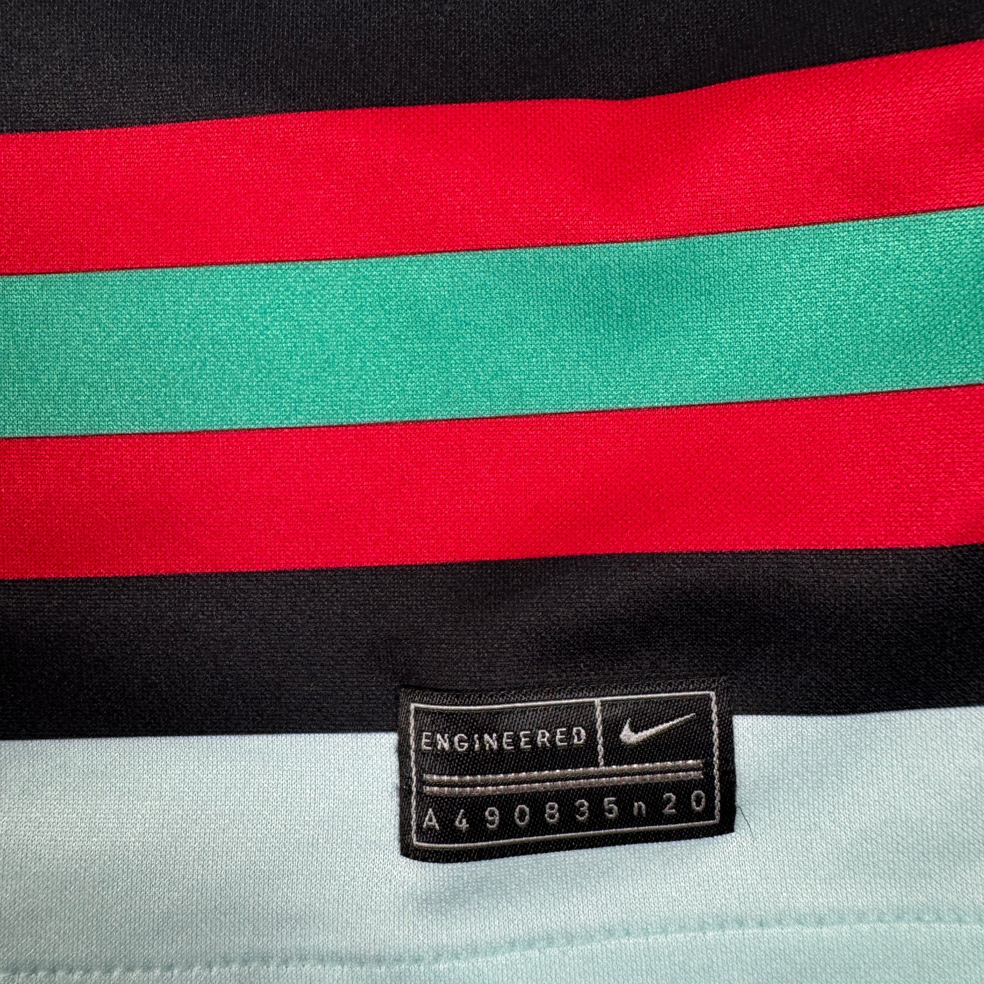 Portugal 2020/2021/2022 Away Football Shirt Small – Football Shirt Kingdom