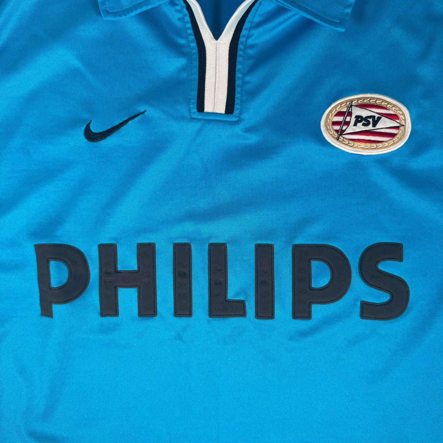 PSV Eindhoven 2001/2002/2003 Away Football Shirt XL – Football Shirt Kingdom