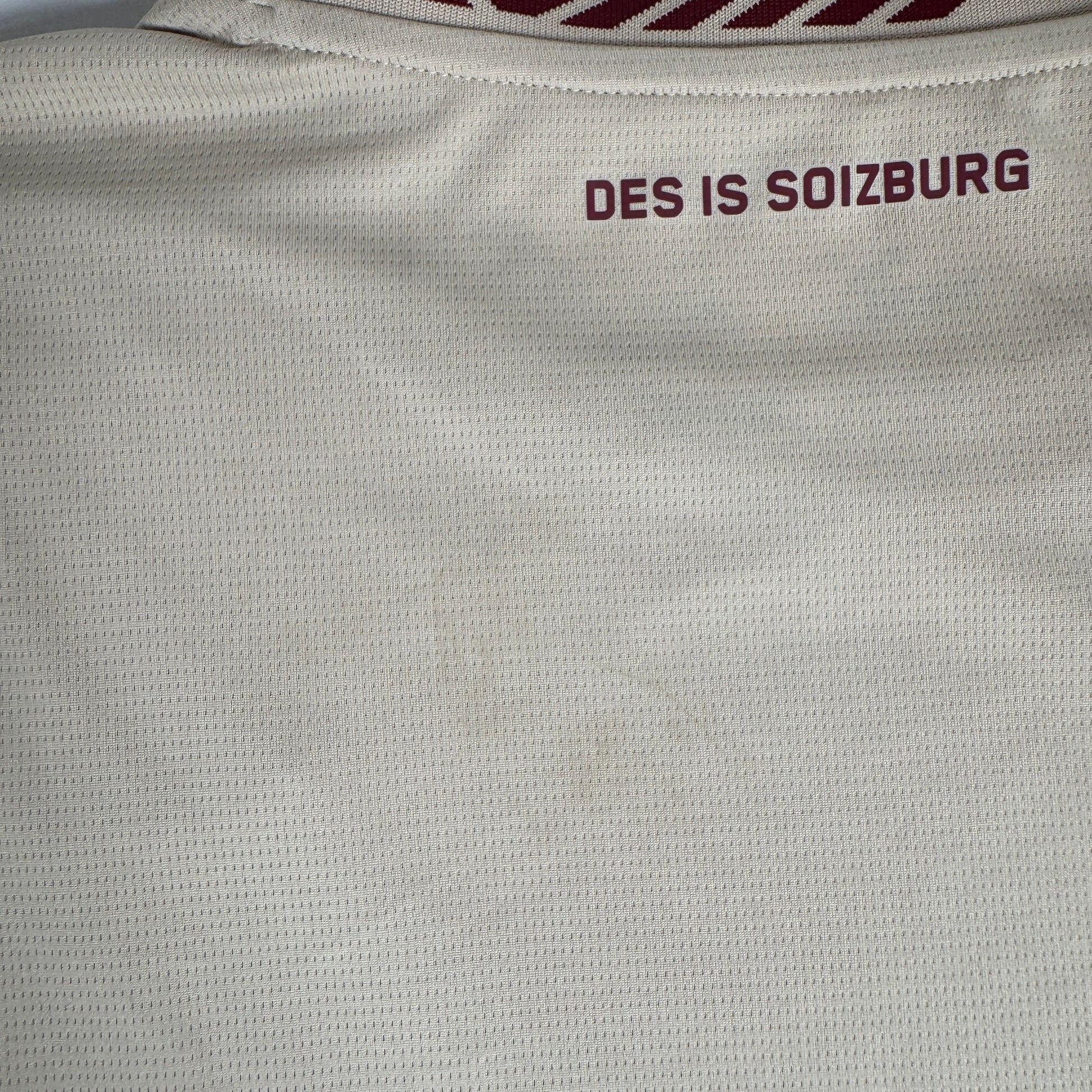 RB Salzburg 2024/2025 Third Football Shirt Large BNWT – Football Shirt Kingdom