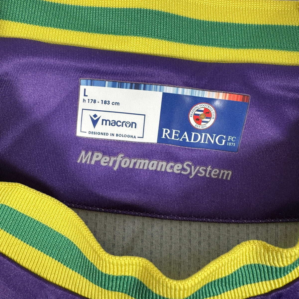 Size label inside Reading 2023/2024 third football shirt, size Large
