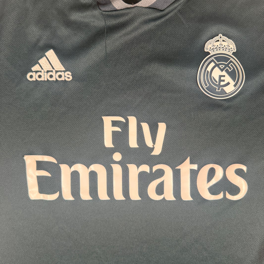 Real Madrid 2018/2019 Away Football Shirt Medium – Football Shirt Kingdom