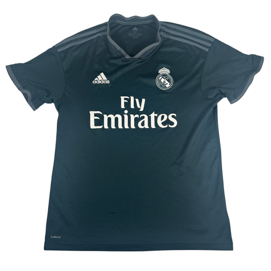 Real Madrid 2018/2019 Away Football Shirt Medium — full front view