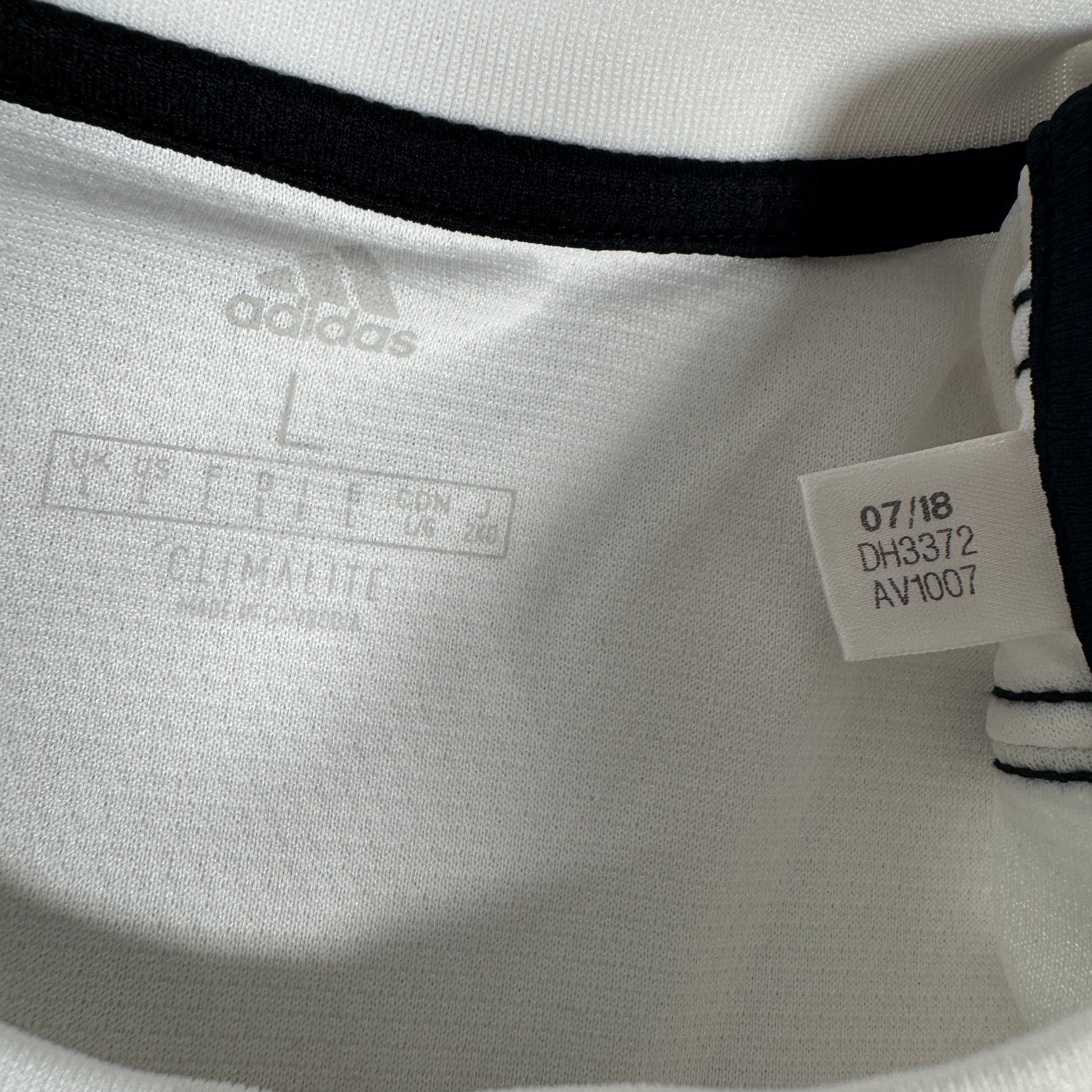 Real Madrid 2018/2019 Home Football Shirt Large – Football Shirt Kingdom