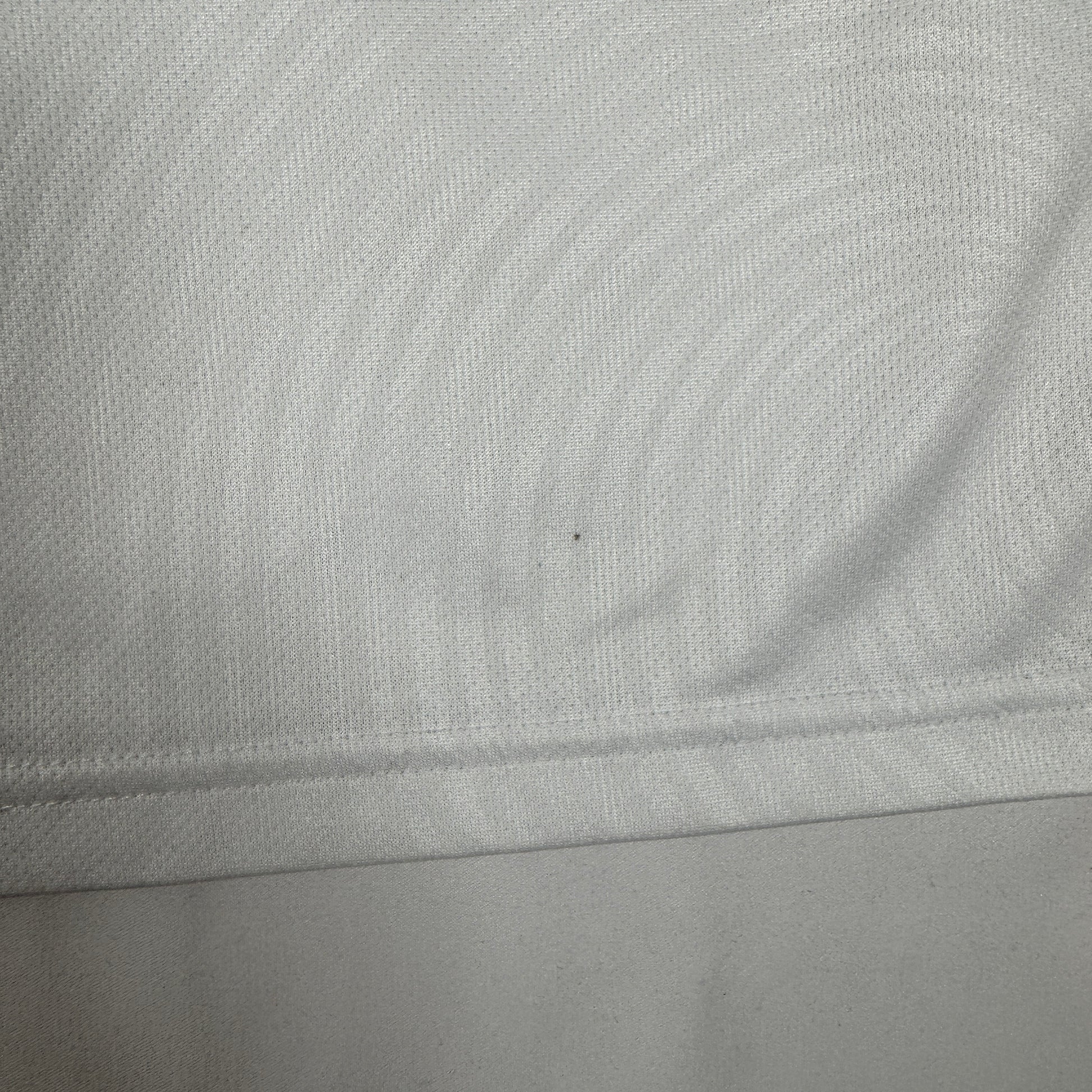 Real Madrid 2021/2022 Home Football Shirt Medium – Football Shirt Kingdom