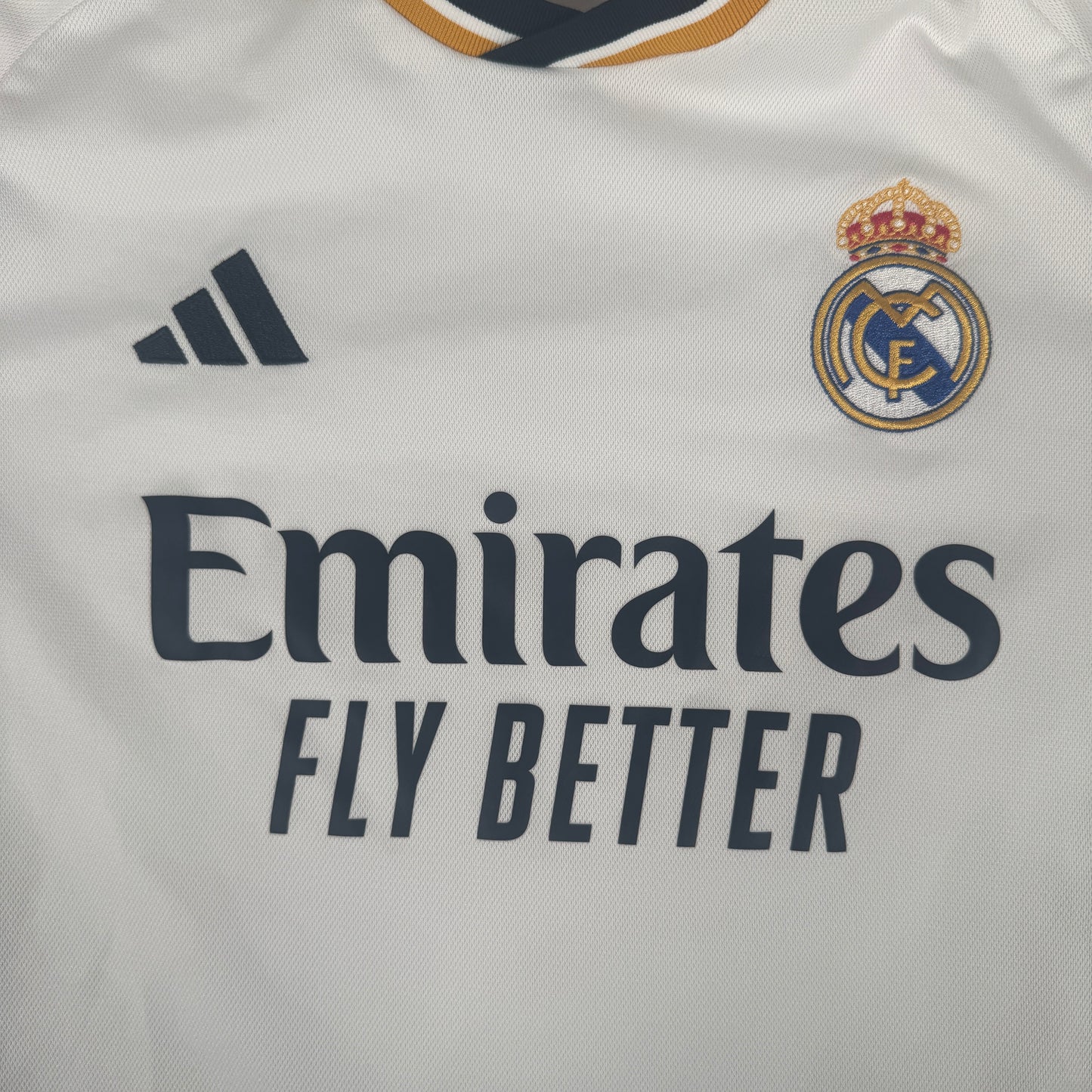 Real Madrid 2023/2024 Home Football Shirt Medium – Football Shirt Kingdom