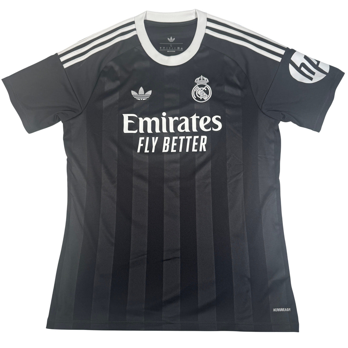 Real Madrid 2025/2026 Goalkeeper Football Shirt Large