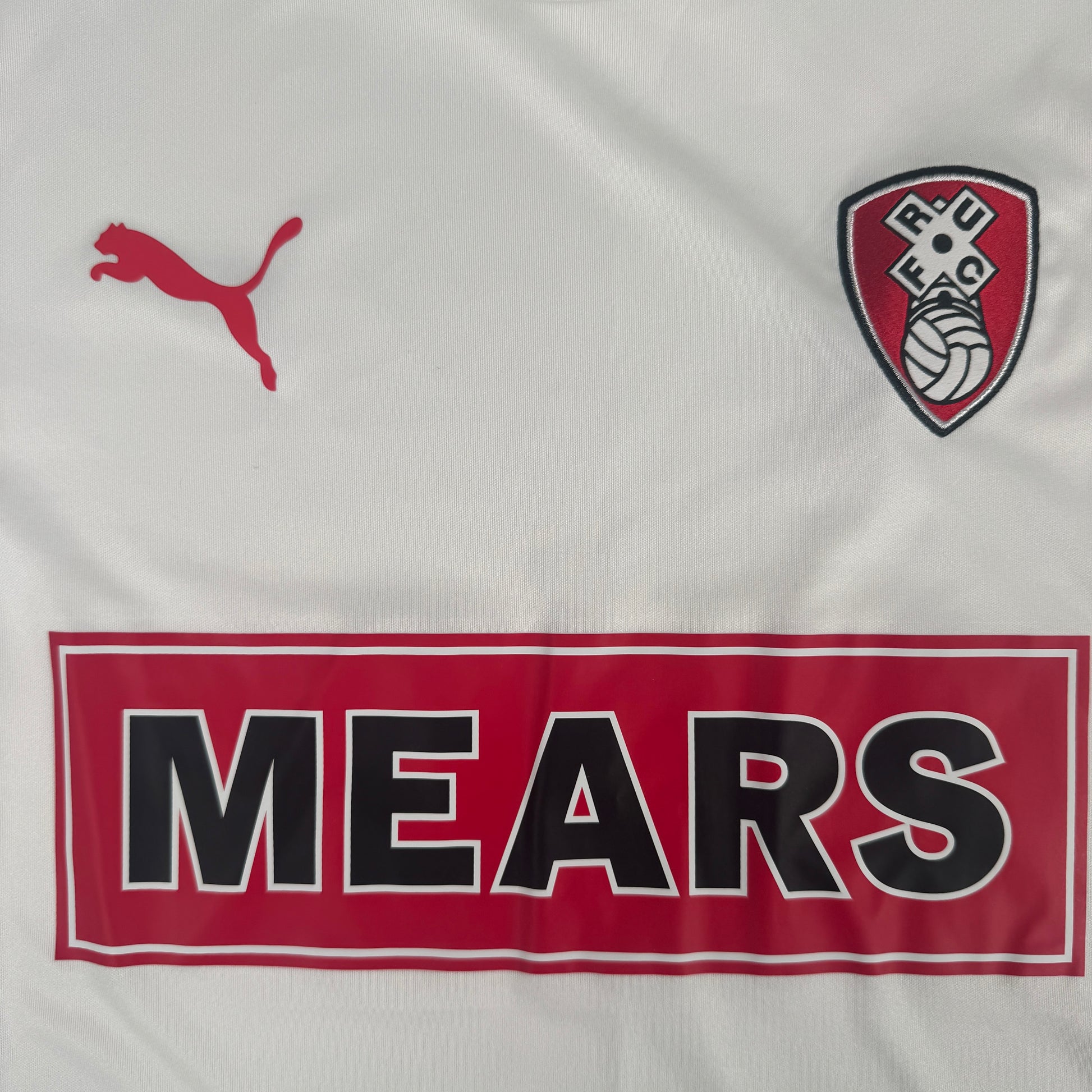 Rotherham United 2019/2020 Away Football Shirt Small – Football Shirt Kingdom