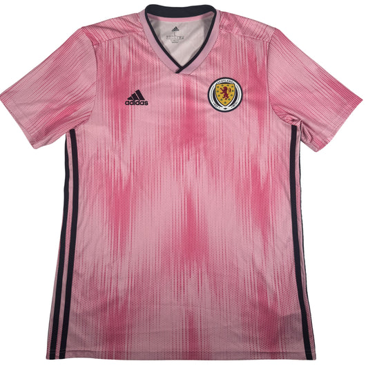 Front of Scotland 2019/2020 away football shirt, size Large