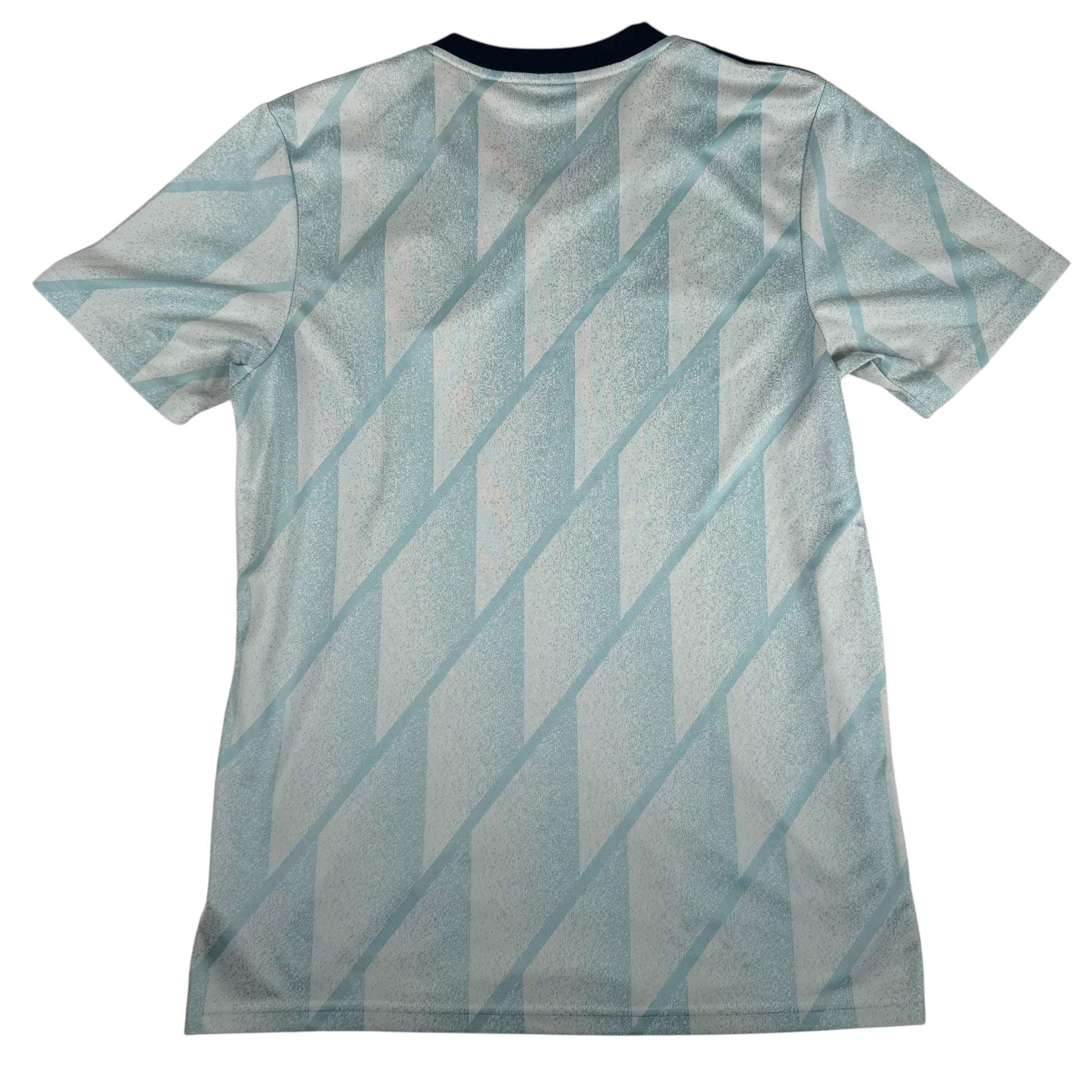 Scotland 2020/2021/2022 Away Football Shirt Medium – Football Shirt Kingdom