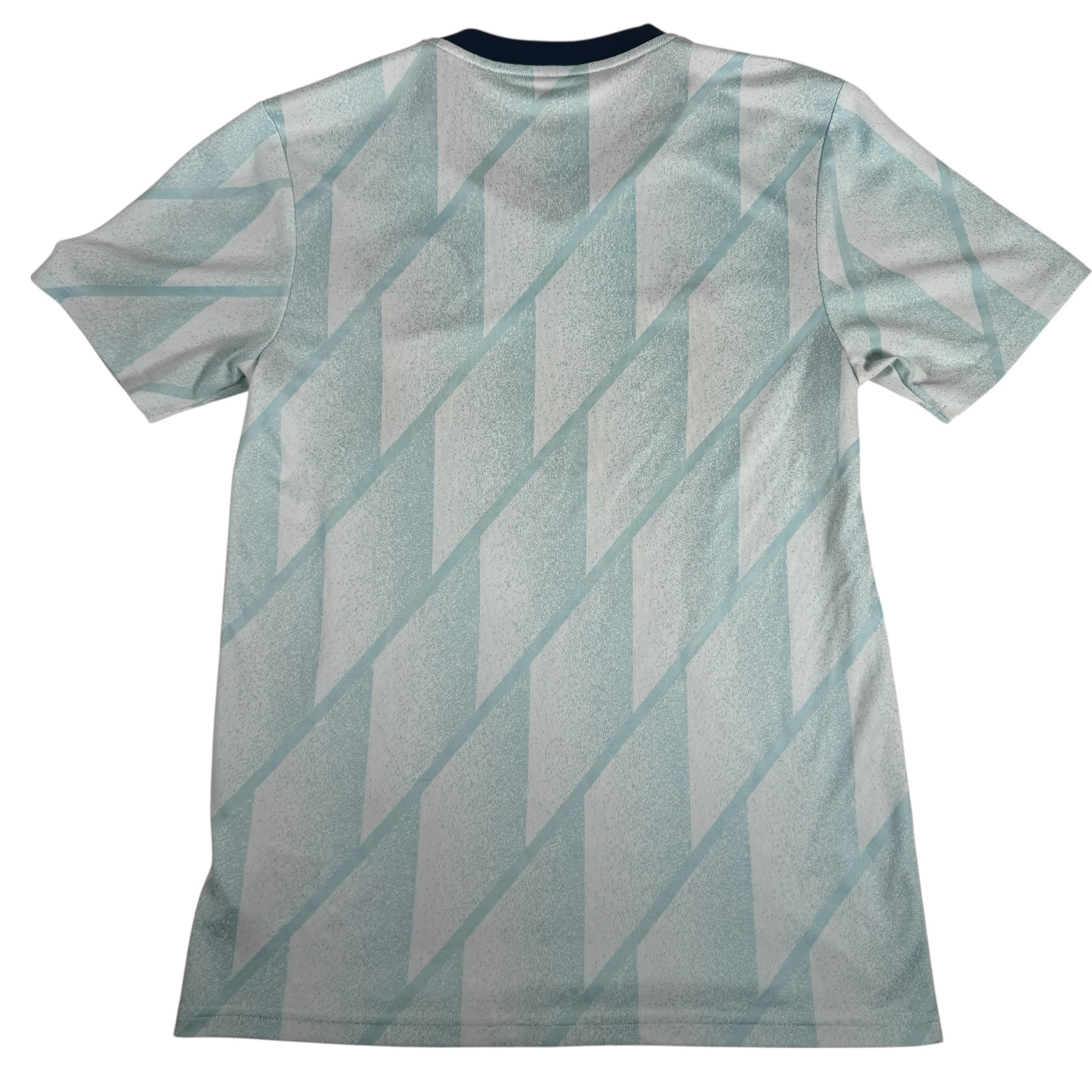 Scotland 2020/2021/2022 Away Football Shirt Small – Football Shirt Kingdom