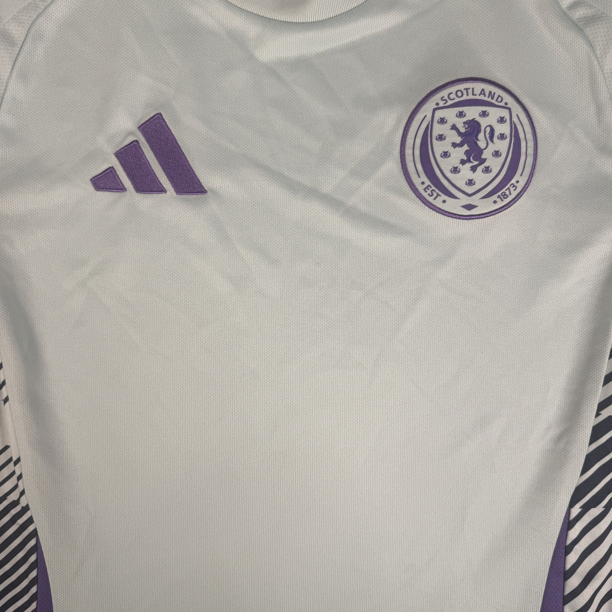 Scotland 2024/2025/2026 Away Football Shirt Medium