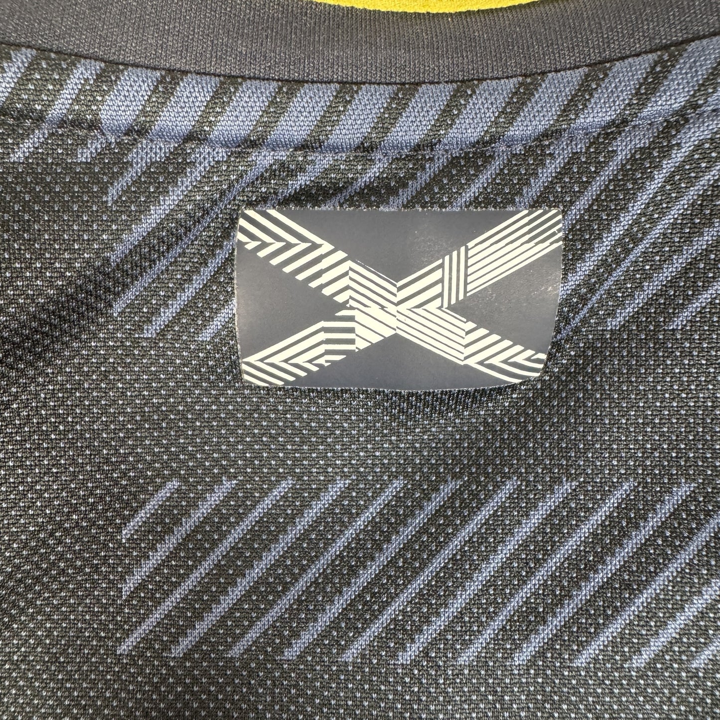 Scotland 2024/2025/2026 Home Football Shirt Medium