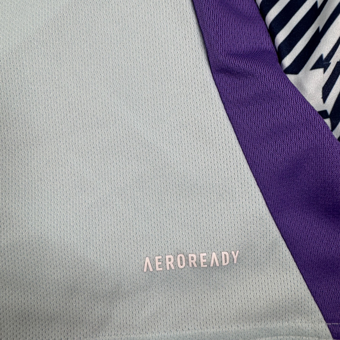 Scotland 2024/2025/2026 Away Football Shirt Large – Football Shirt Kingdom