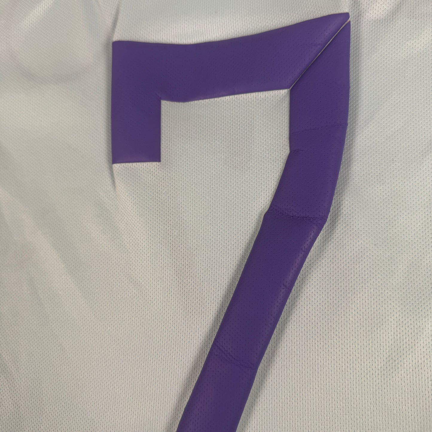 MCGINN 7 Scotland 2024/2025 Away Football Shirt Small – Football Shirt Kingdom