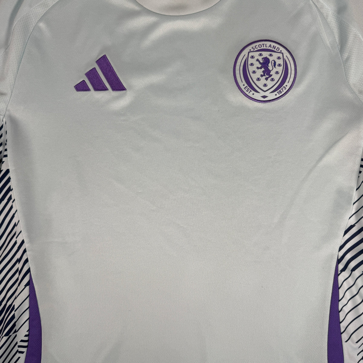 Scotland 2024/2025/2026 Away Football Shirt XL – Football Shirt Kingdom