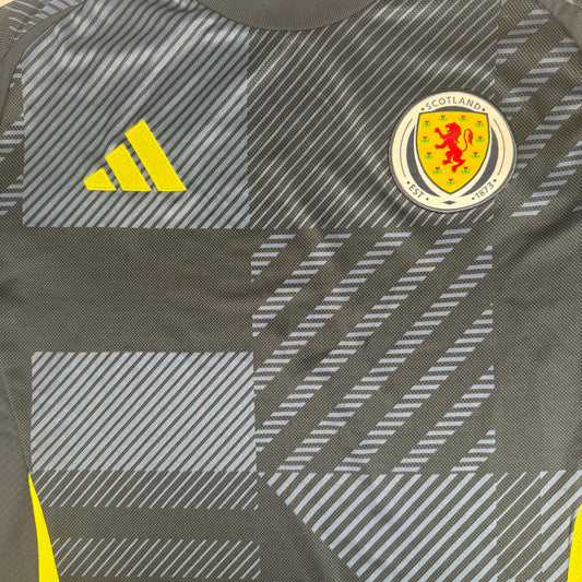 Scotland 2024/2025/2026 Home Football Shirt Large – Football Shirt Kingdom