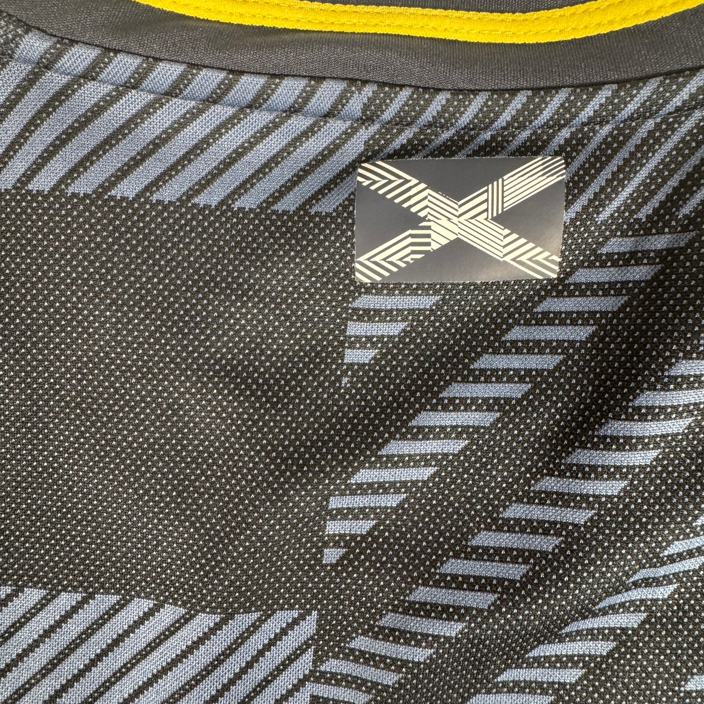 Scotland 2024/2025/2026 Home Football Shirt Large – Football Shirt Kingdom