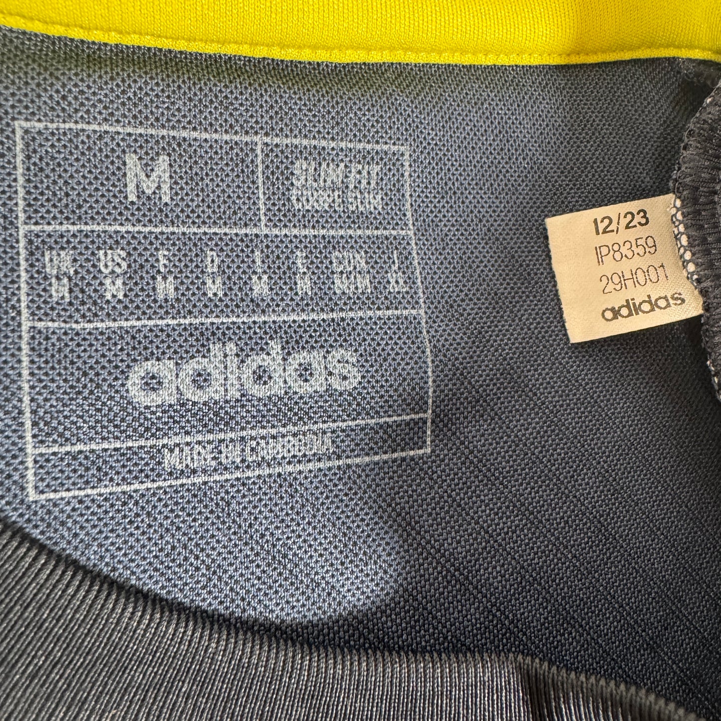 Scotland 2024/2025 Home Football Shirt Medium – Football Shirt Kingdom