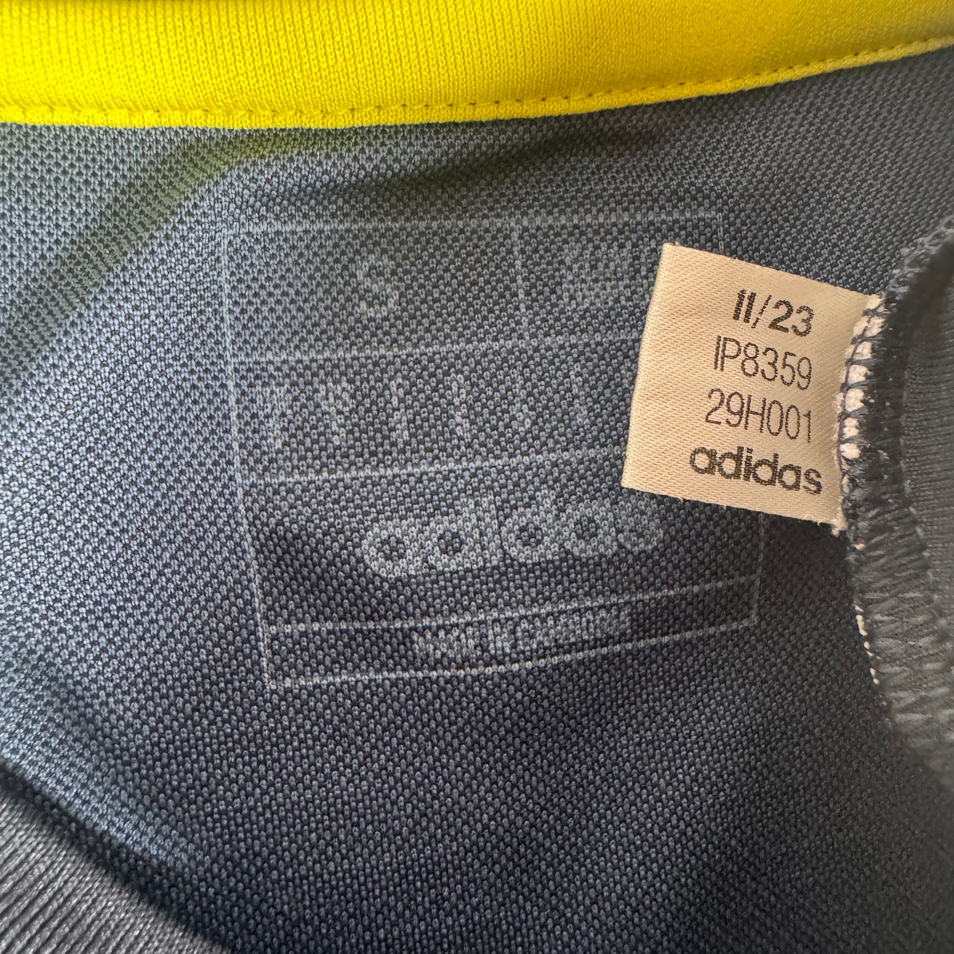 Scotland 2024/2025 Home Football Shirt Small – Football Shirt Kingdom