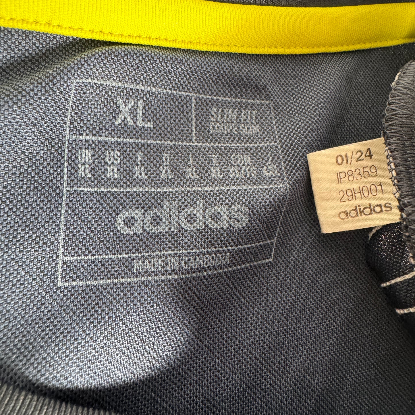 Scotland 2024/2025/2026 Home Football Shirt XL – Football Shirt Kingdom
