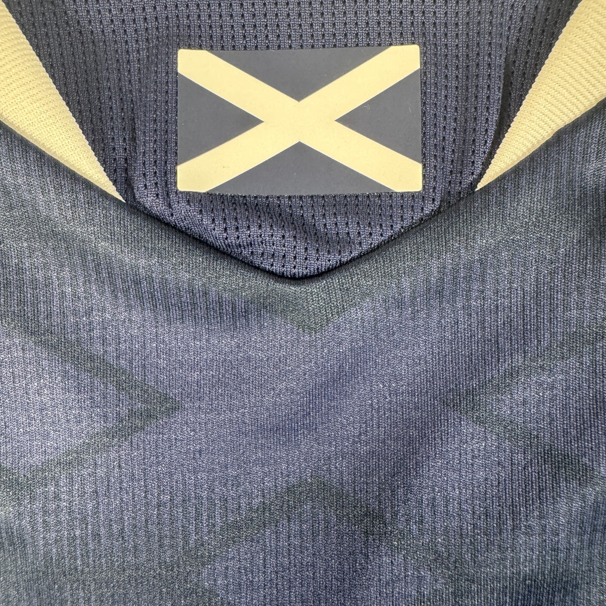 Scotland 2026/2027 home football shirt, size Medium