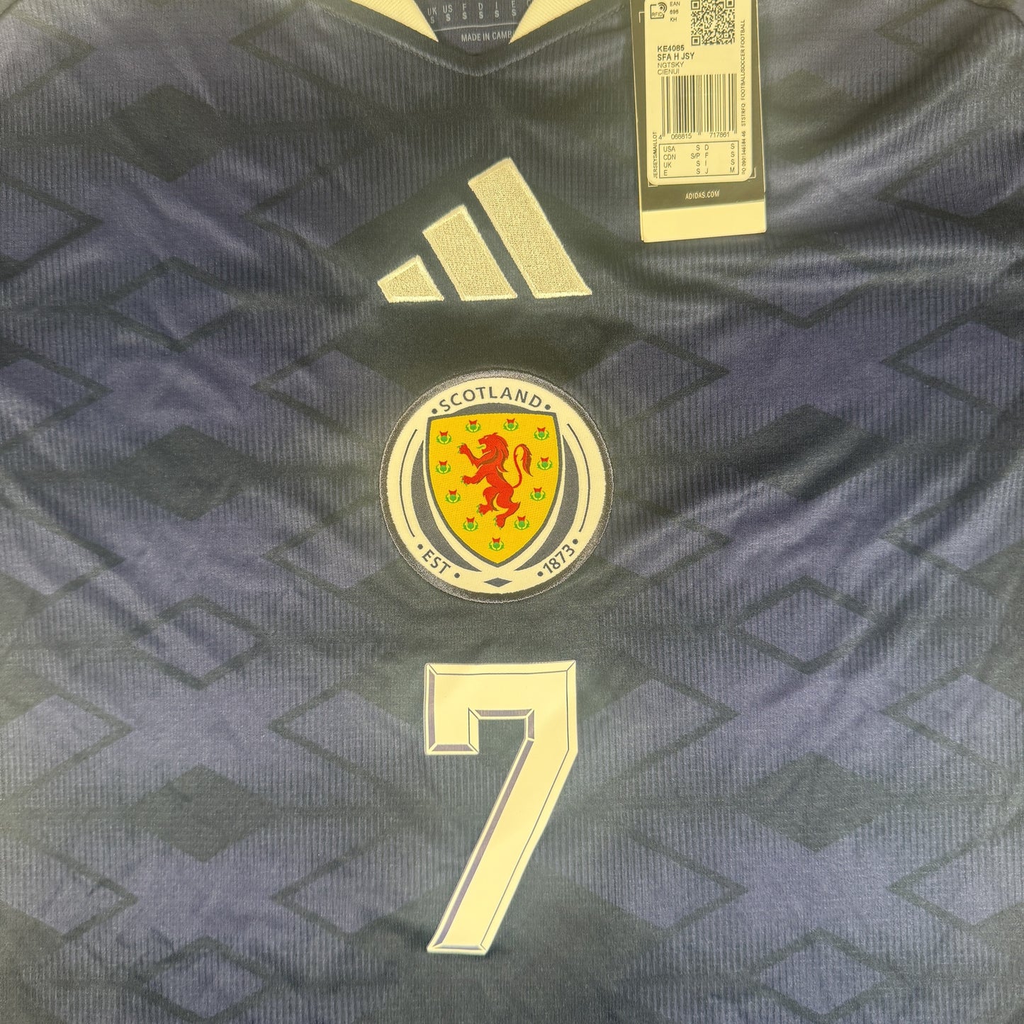 Mcginn 7 Scotland 2026/2027 Home Football Shirt Small BNWT