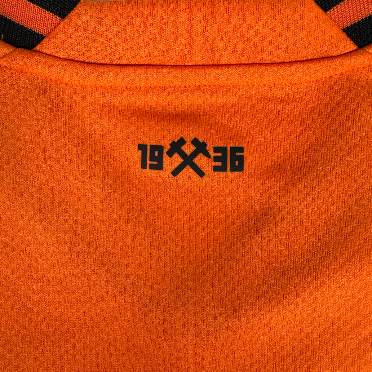 Shakhtar Donetsk 2022/2023 Home Football Shirt Small – Football Shirt Kingdom