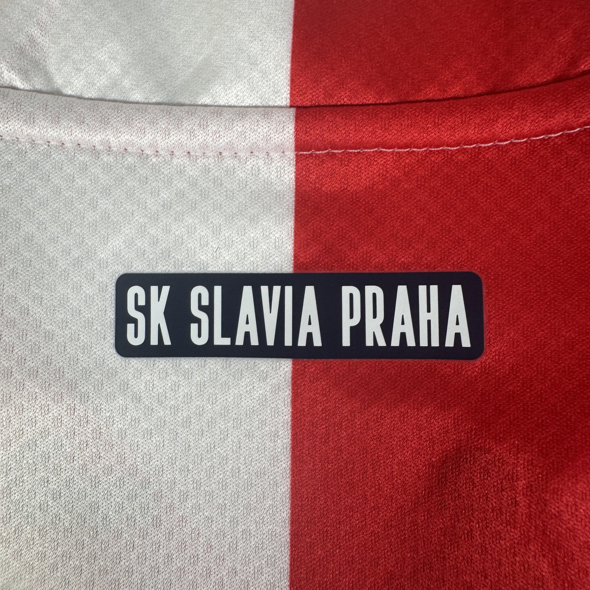 Slavia Prague 2022/2023 home football shirt, size Medium