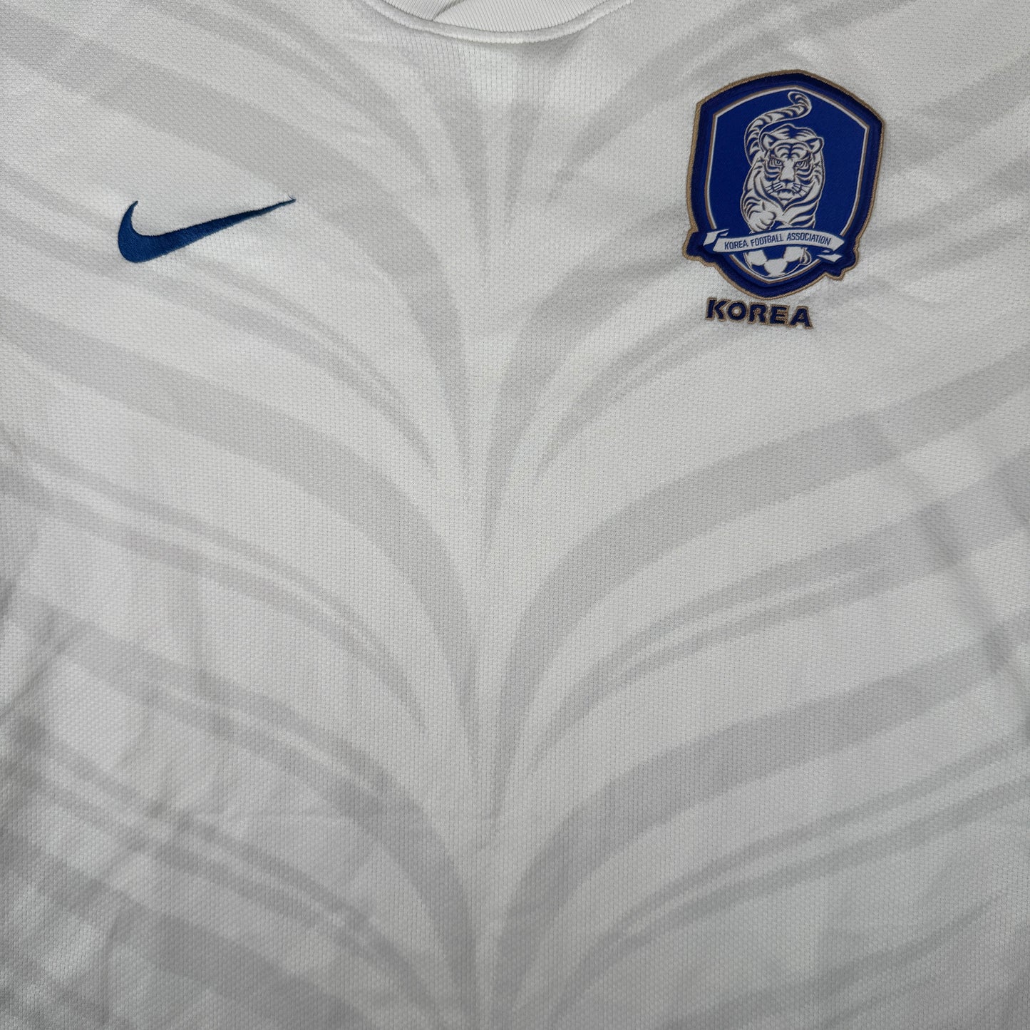 South Korea 2010/2011/2012 Away Football Shirt Large – Football Shirt Kingdom