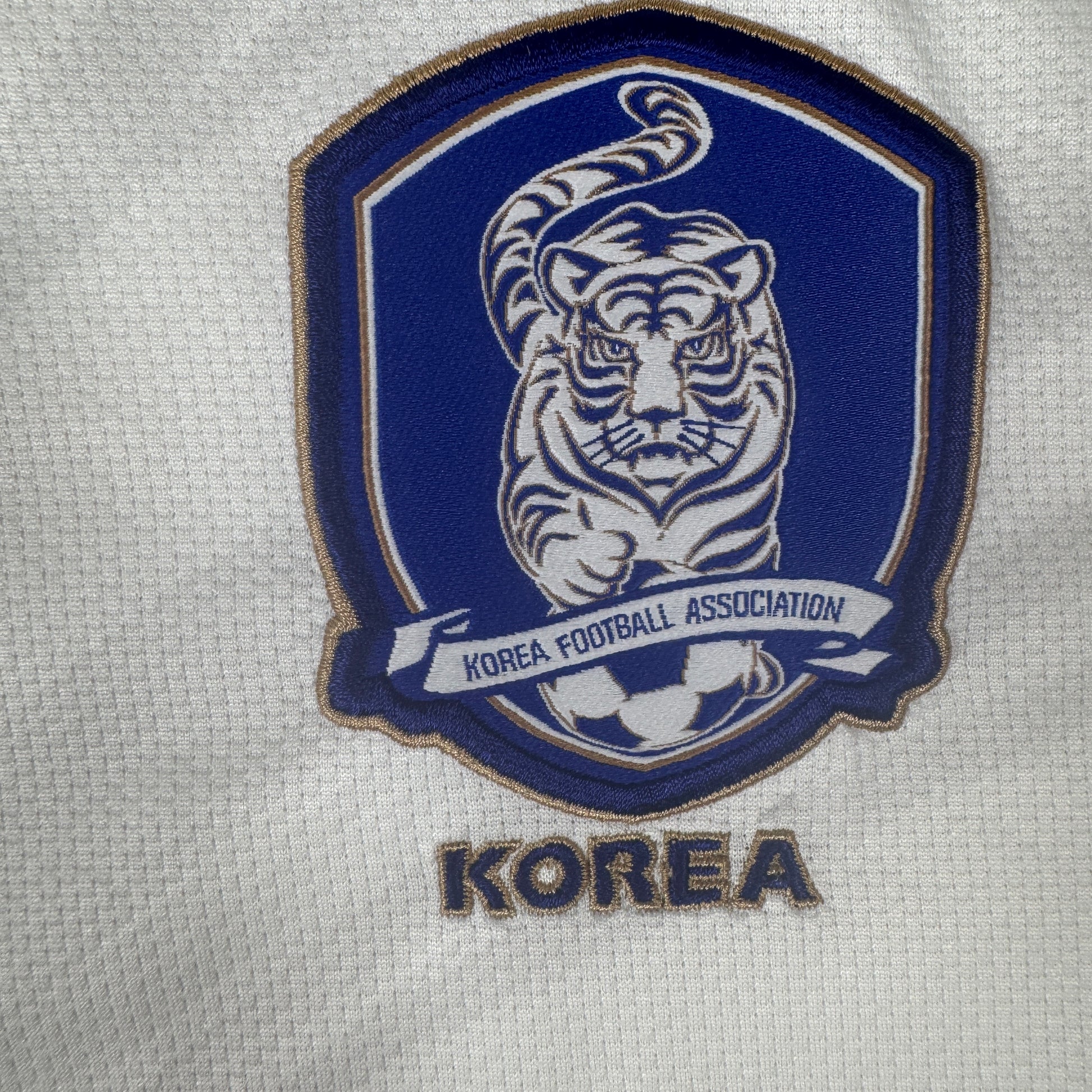 South Korea 2010/2011/2012 Away Football Shirt Large – Football Shirt Kingdom