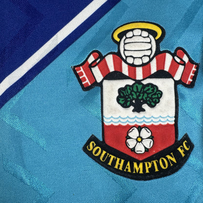 Southampton 1993/1994/1995 away football shirt, size Large