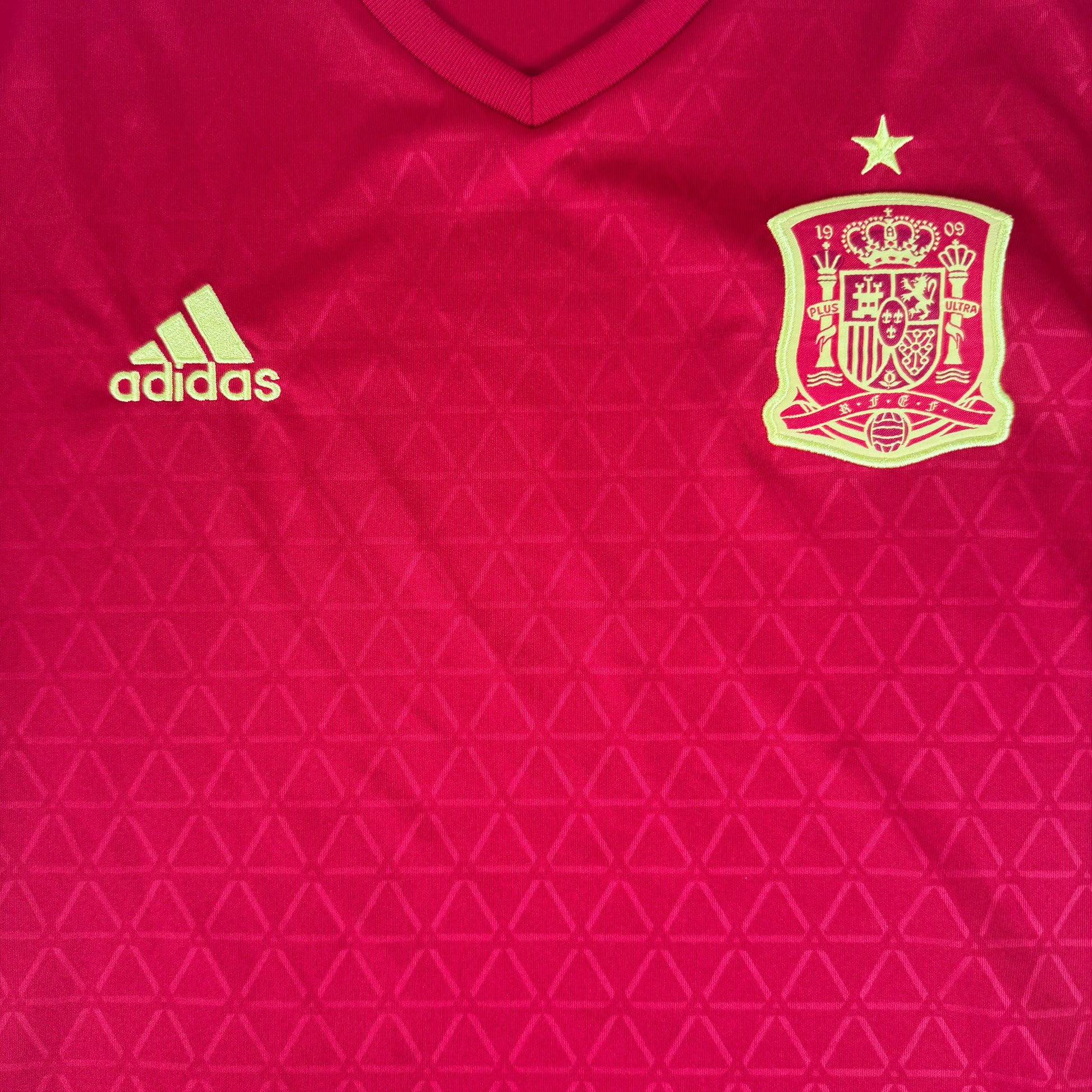 Spain 2016/2017/2018 Home Football Shirt XL – Football Shirt Kingdom