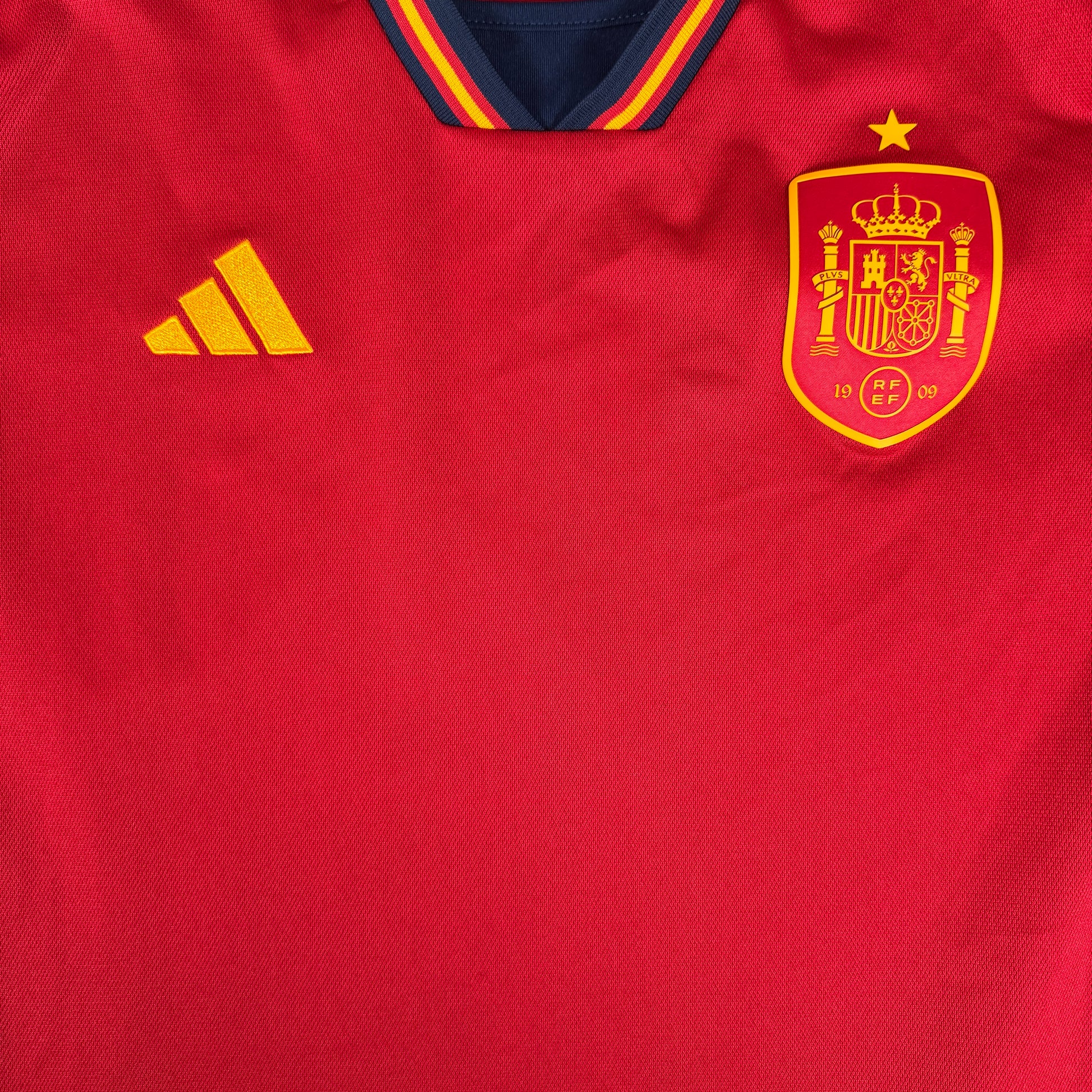 Spain 2022/2023/2024 Home Football Shirt XL – Football Shirt Kingdom