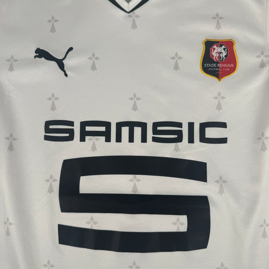 Stade Rennais 2022/2023 Away Football Shirt Small – Football Shirt Kingdom